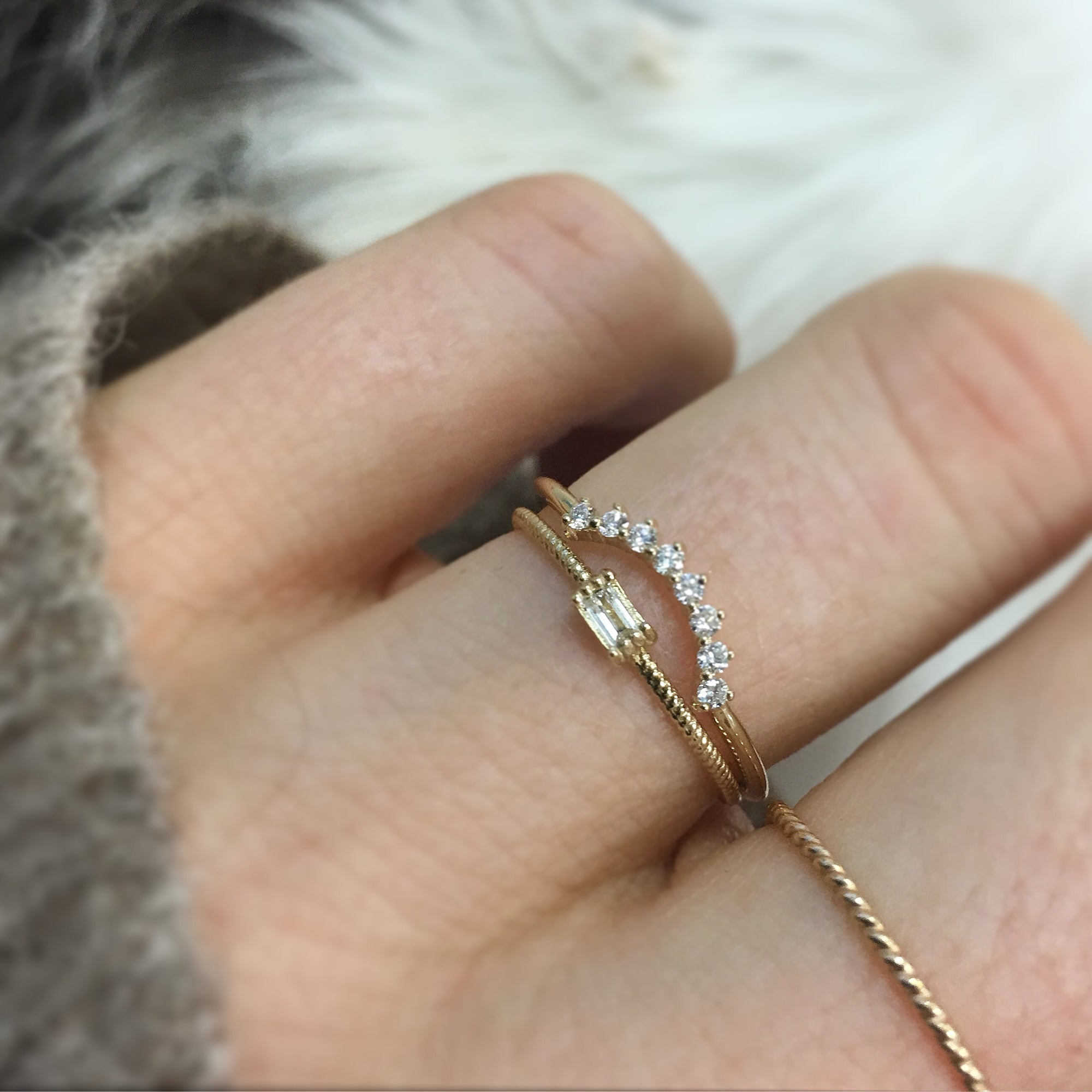 Polar Fire 18ct White Gold Diamond Twist Ring - 1/2ct - X10957 | Chapelle  Jewellers